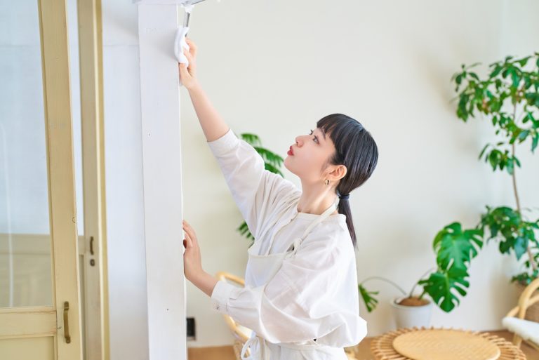 一人暮らしの家事一覧と頻度の目安は？社会人・学生のルーティン例や効率化のコツ